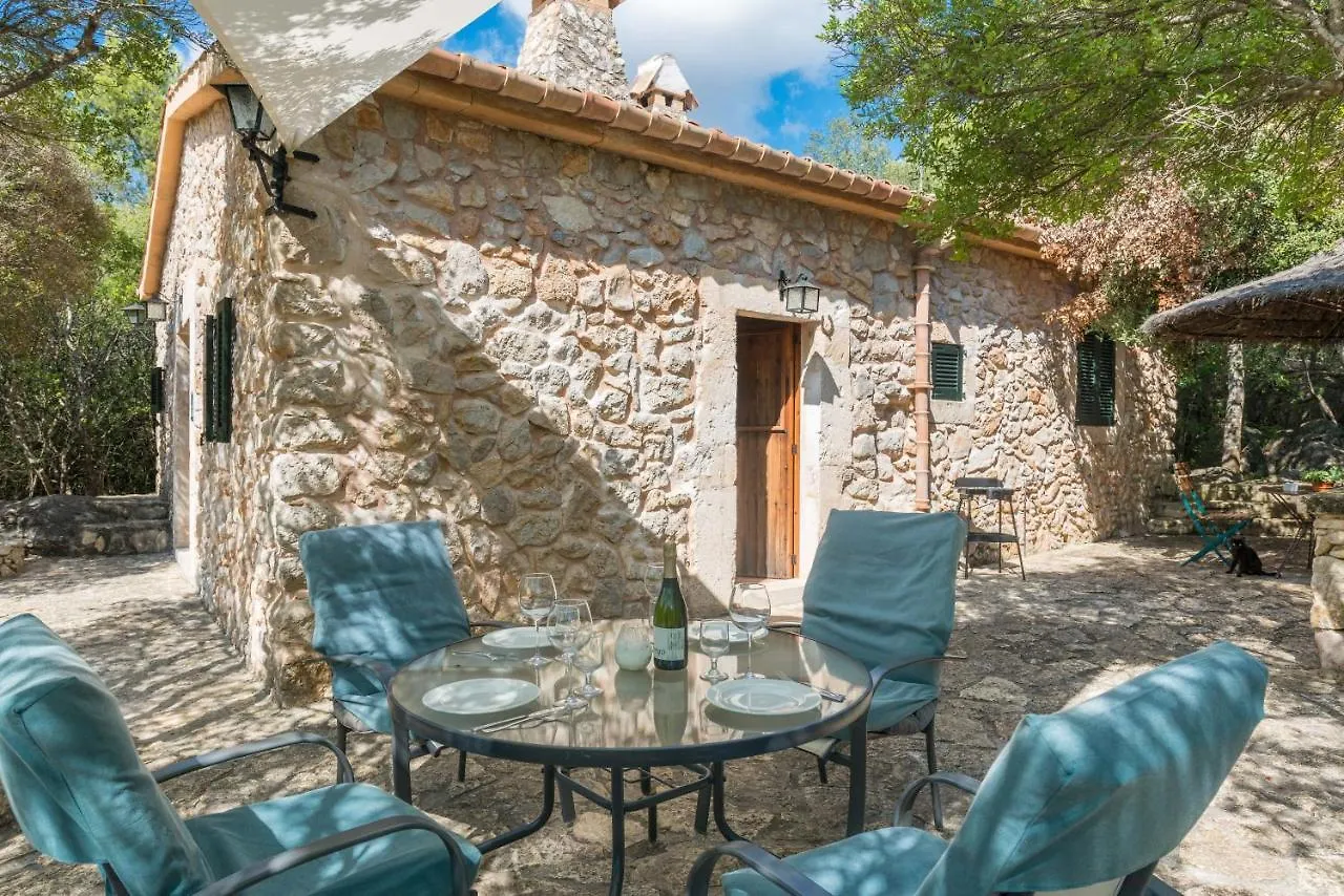 Casa De Piedra 0*, Campanet